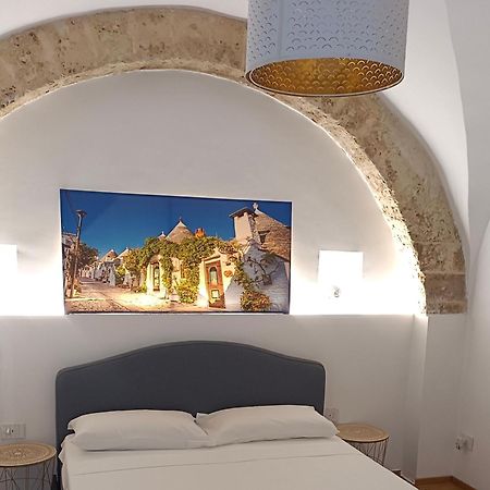 Suite Vecchia Dante Μπάρι Εξωτερικό φωτογραφία
