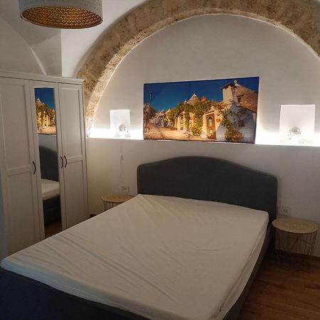Suite Vecchia Dante Μπάρι Εξωτερικό φωτογραφία
